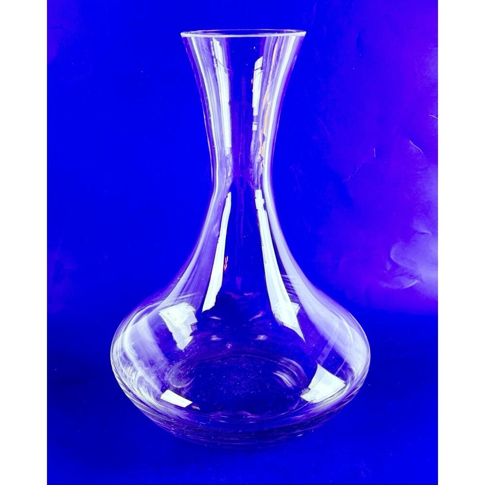 Vintage Wine Decanter Carafe Wide Bottom Clear Glass 10.25" Tall Barware Granny